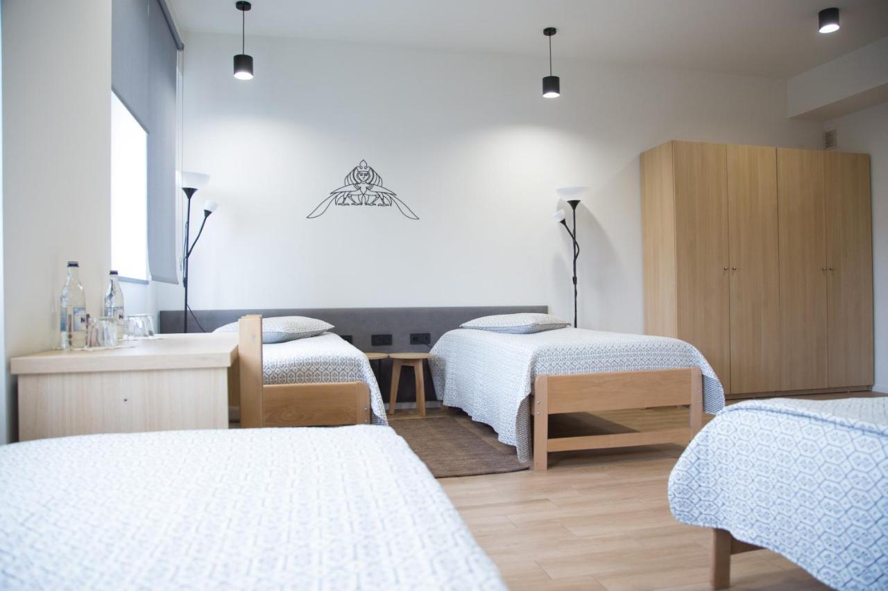 Kasa Guesthouse Gjoemri Buitenkant foto