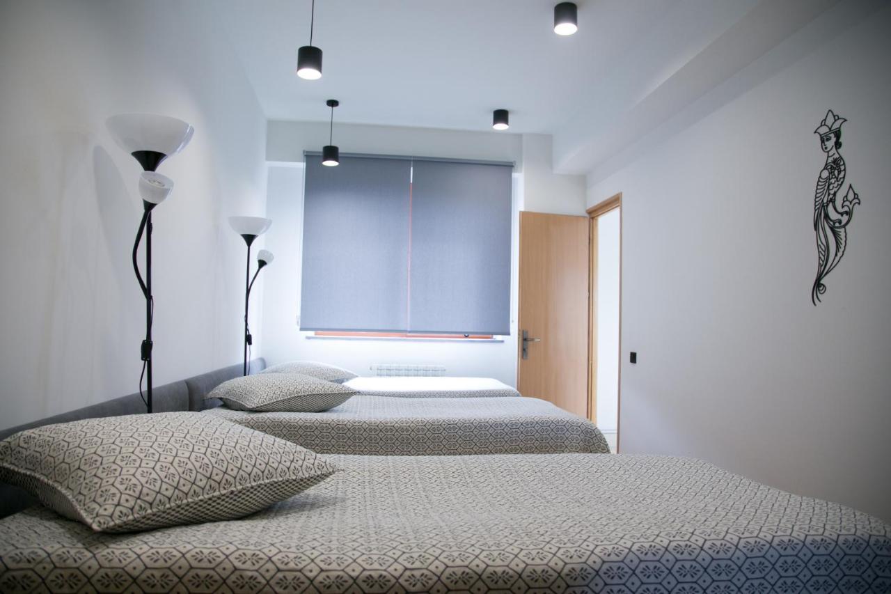 Kasa Guesthouse Gjoemri Buitenkant foto