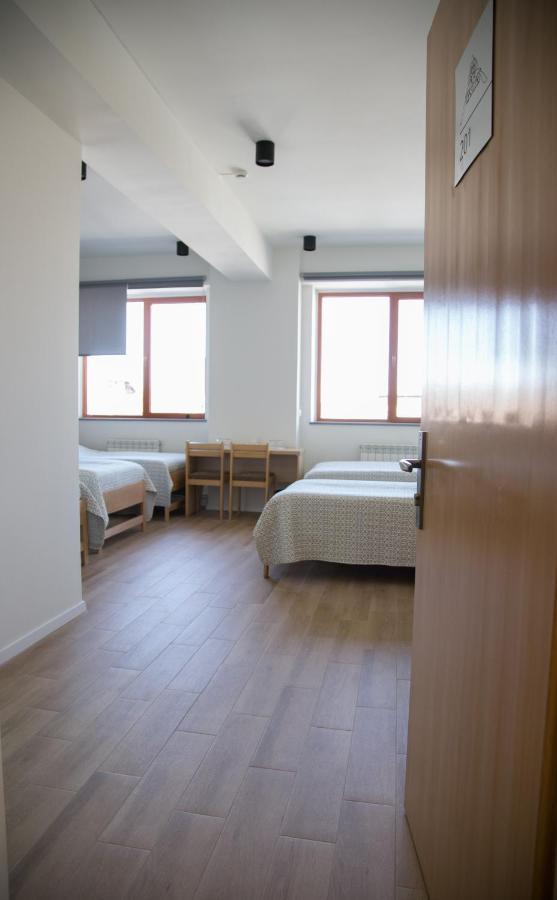 Kasa Guesthouse Gjoemri Buitenkant foto